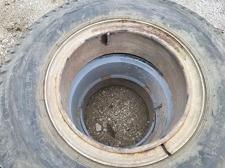(3)-9.00-20-tires-w/dayton-rims-image-7
