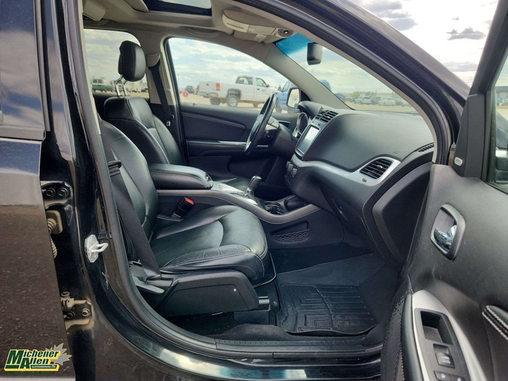 2014-dodge-journey-image-15