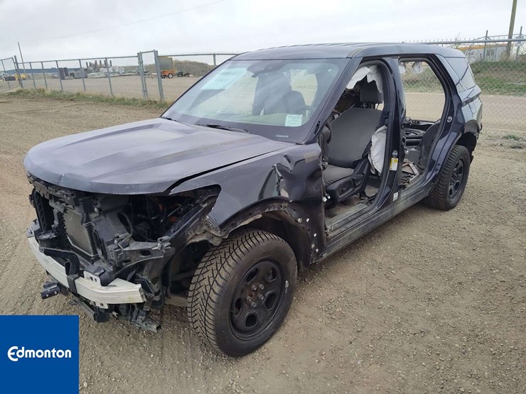 2023-ford-explorer-image-1