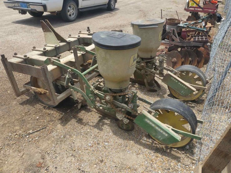 john-deere-2-image-2