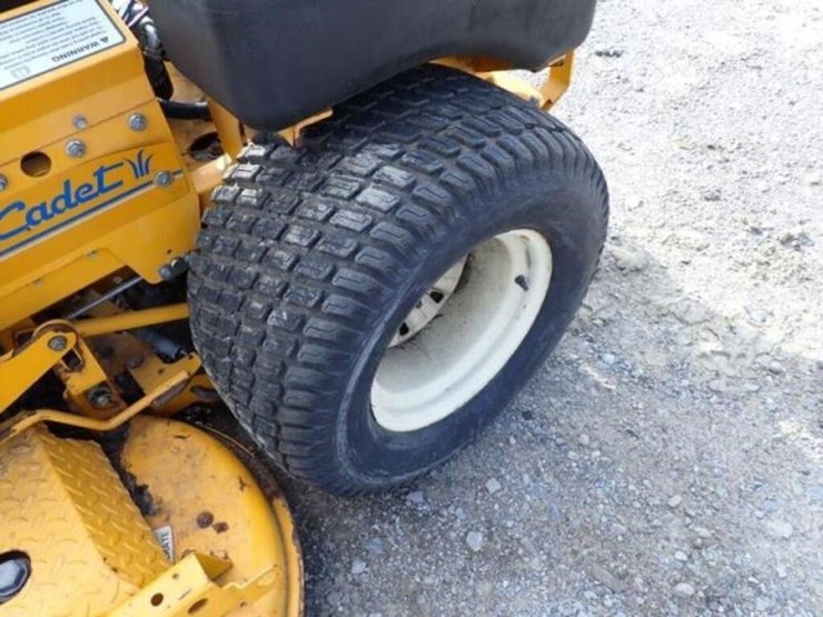 2006-cub-cadet-3660-image-18