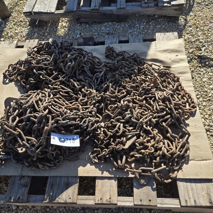 #718 • 18.4 X 38 TRACTOR CHAINS