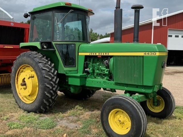1977-john-deere-4430-image-11