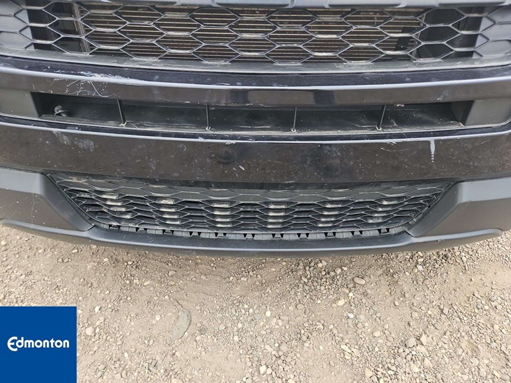 2019-ford-explorer-image-23