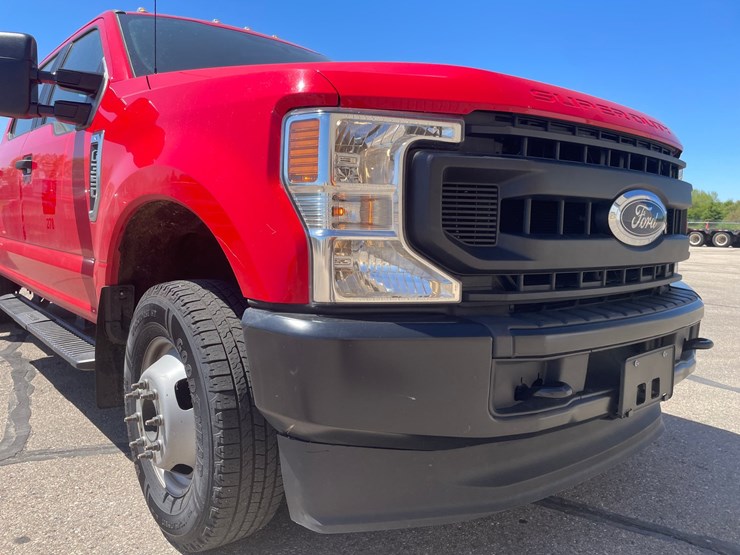 2020-ford-f350-xl-image-15