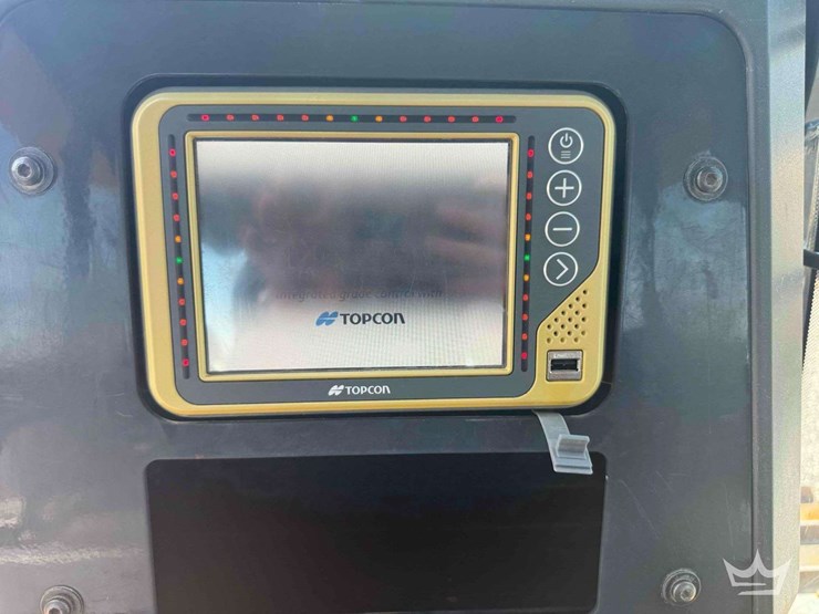 2020-deere-850l-wlt-image-74