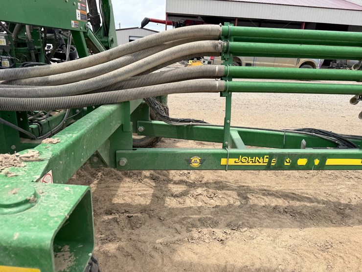 john-deere-1890-image-76
