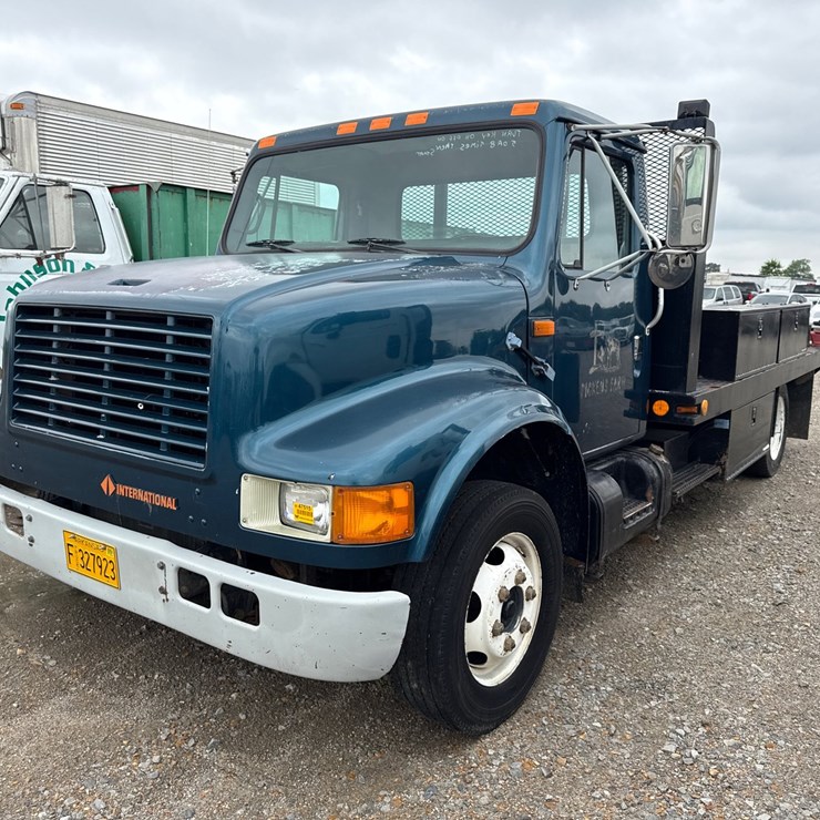 1990 INTERNATIONAL 4600
