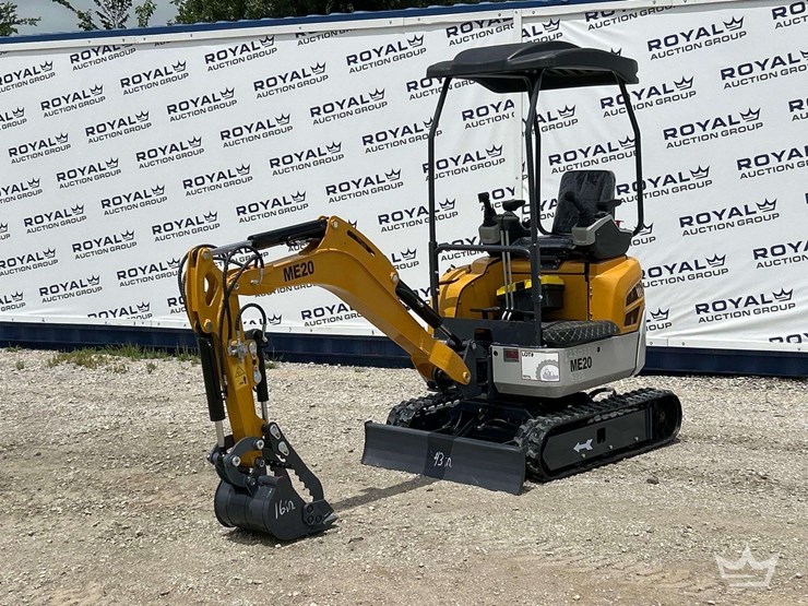yanmar-excavator-image-1