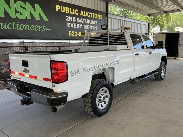 2017-chevrolet-silverado-3500hd-image-7
