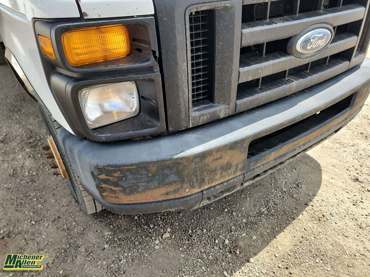 2008-ford-e350-image-33