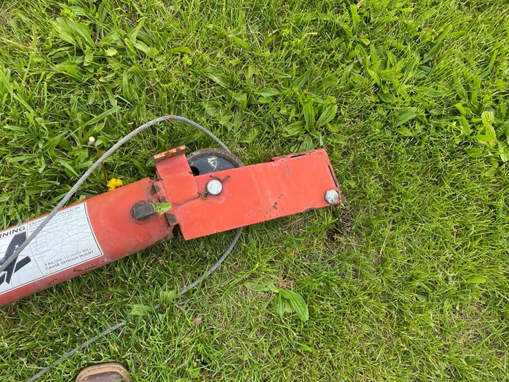 hutchinson-grain-auger-lift-cylinder-image-6