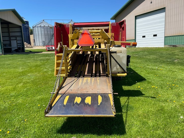 new-holland-d1000-image-5