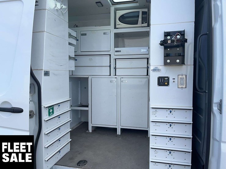 2018-mercedes-benz-sprinter-3500-xd-image-17