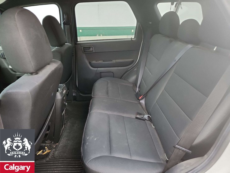 2012-ford-escape-xlt-image-15