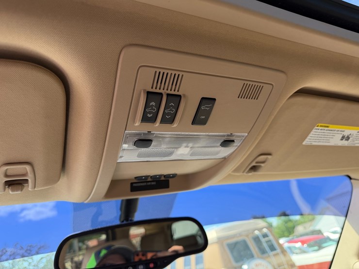 2007-cadillac-escalade-image-90