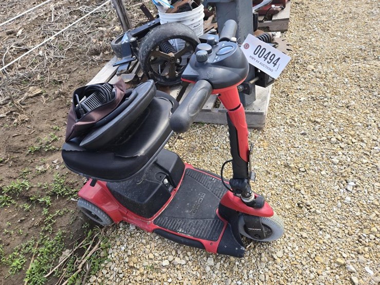 #494-•-go-go-ultra-electric-3-wheel-scooter-image-1