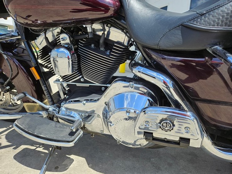 #6179-•-2006-harley-davidson-road-king-motorcycle-image-29