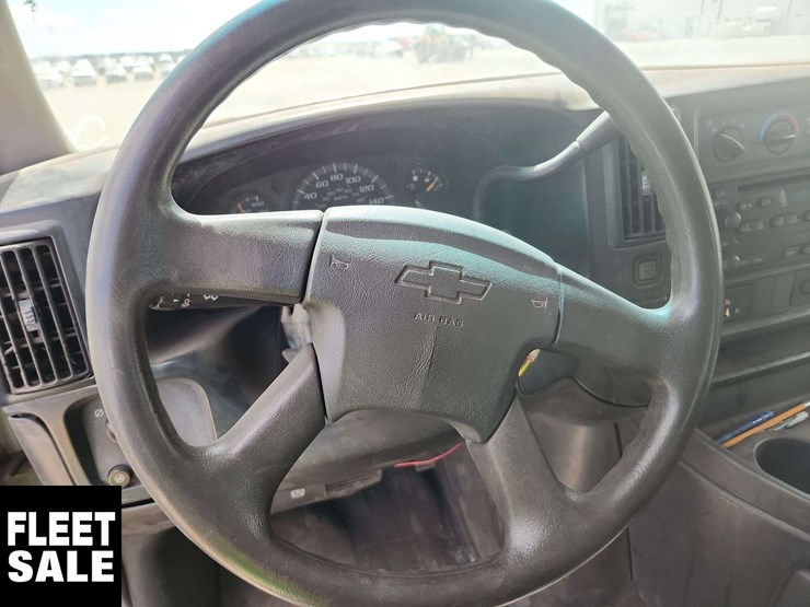 2007-chevrolet-express-3500-image-22