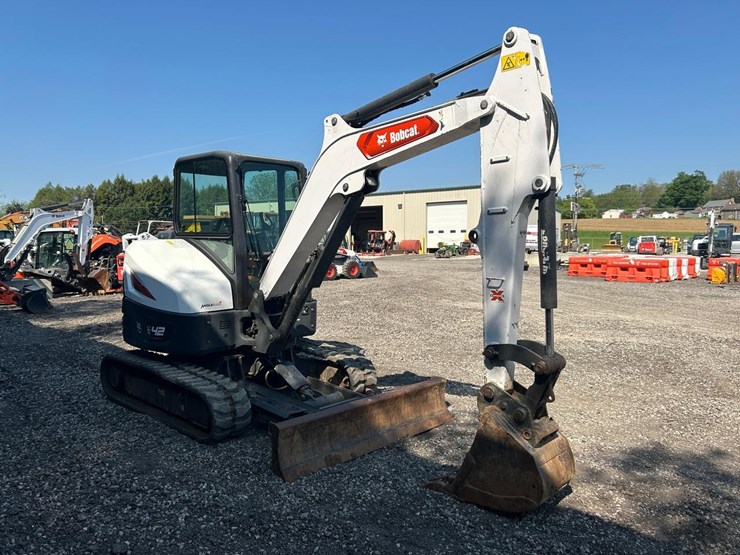 2021-bobcat-e42-image-6