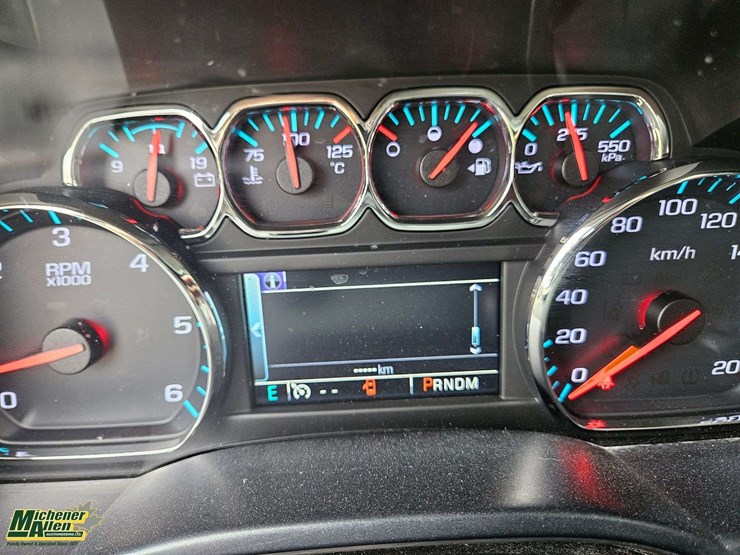 2015-chevrolet-silverado-1500-image-34