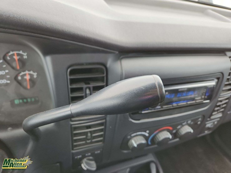 2003-dodge-dakota-image-17