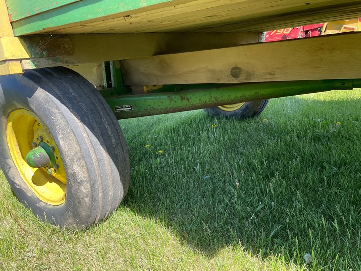deere-tires-image-14