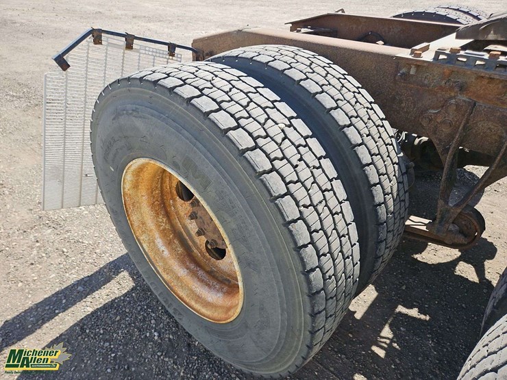 2004-international-transtar-8600-image-23