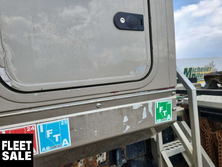 2015-western-star-4900-image-35