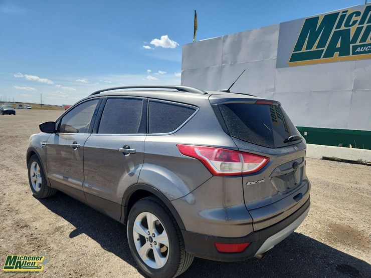 2014-ford-escape-se-image-3