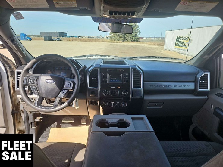 2017-ford-f550-image-37