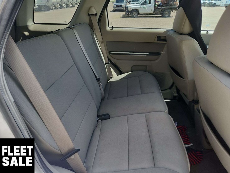 2012-ford-escape-xlt-image-17