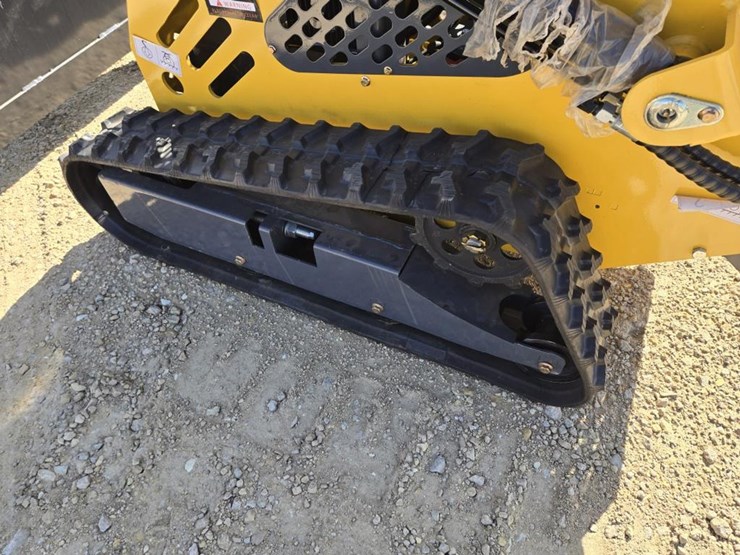 #660-•-new-sdlanch-ssl60-mini-track-skid-steer-image-5