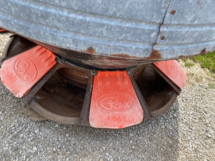 pax-2t-hog-feeder-always-inside,-good-condition-image-6