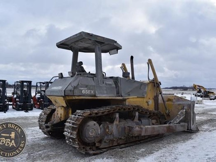 komatsu-d65ex-12-image-42