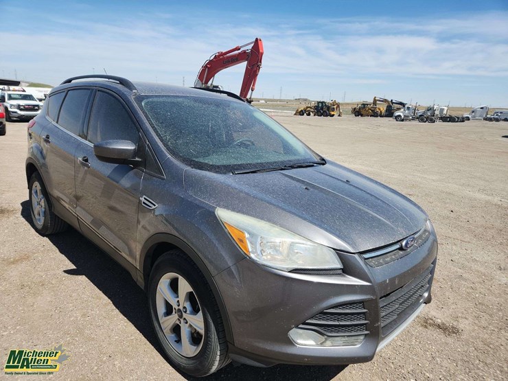2014-ford-escape-se-image-2