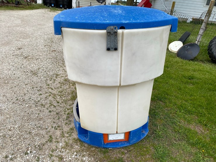 pax-poly-water-tank-image-3
