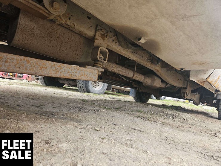 2006-ford-f550-image-8