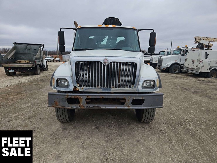 international-workstar-7400-image-7