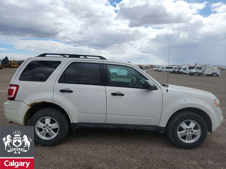 2012-ford-escape-xlt-image-8