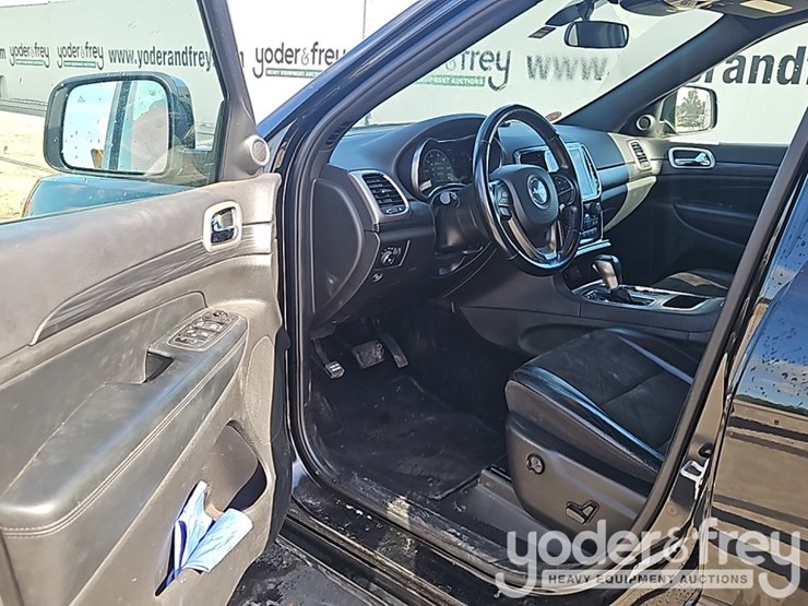 2021-jeep-grand-cherokee-image-19