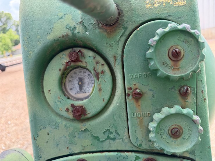 1957-john-deere-620-image-53