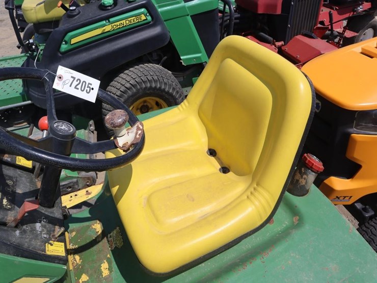 john-deere-332-image-18