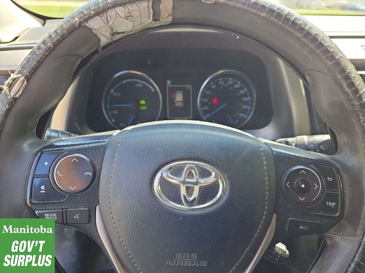 2017-toyota-rav4-image-27