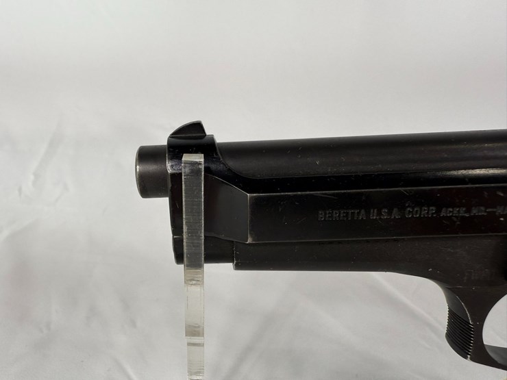 #12-•-beretta-96d-40-pistol-ber195967-image-4