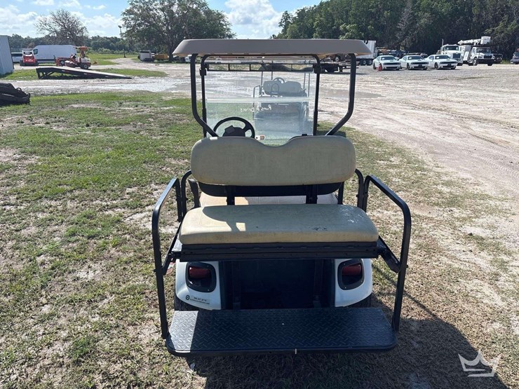 ez-go-electric-cart-image-11