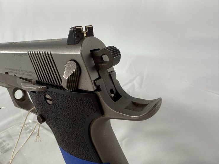 #19-•-laseraim-stainless-steel-45acp-pistol-c01350-image-29