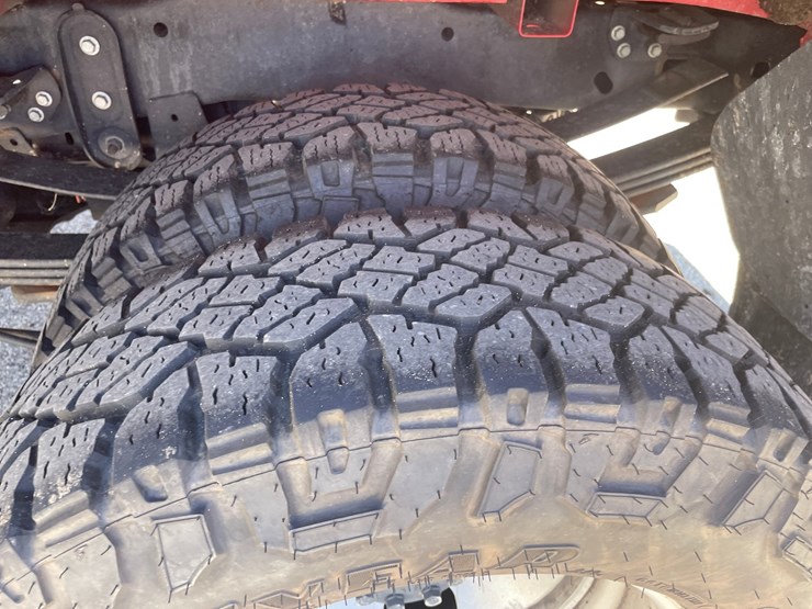 2020-ford-f350-xl-image-28