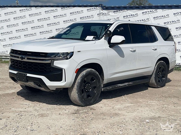 2021-chevrolet-tahoe-image-1