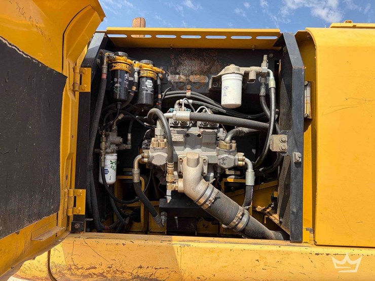 2007-deere-200d-lc-image-8